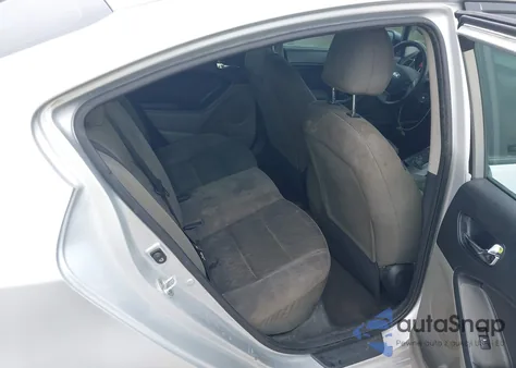 2016 Kia Forte Lx z USA, uszkodzony, nr VIN KNAFK4A61G5555094